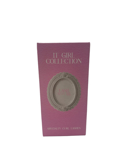 Specialty “It Girl” Collection